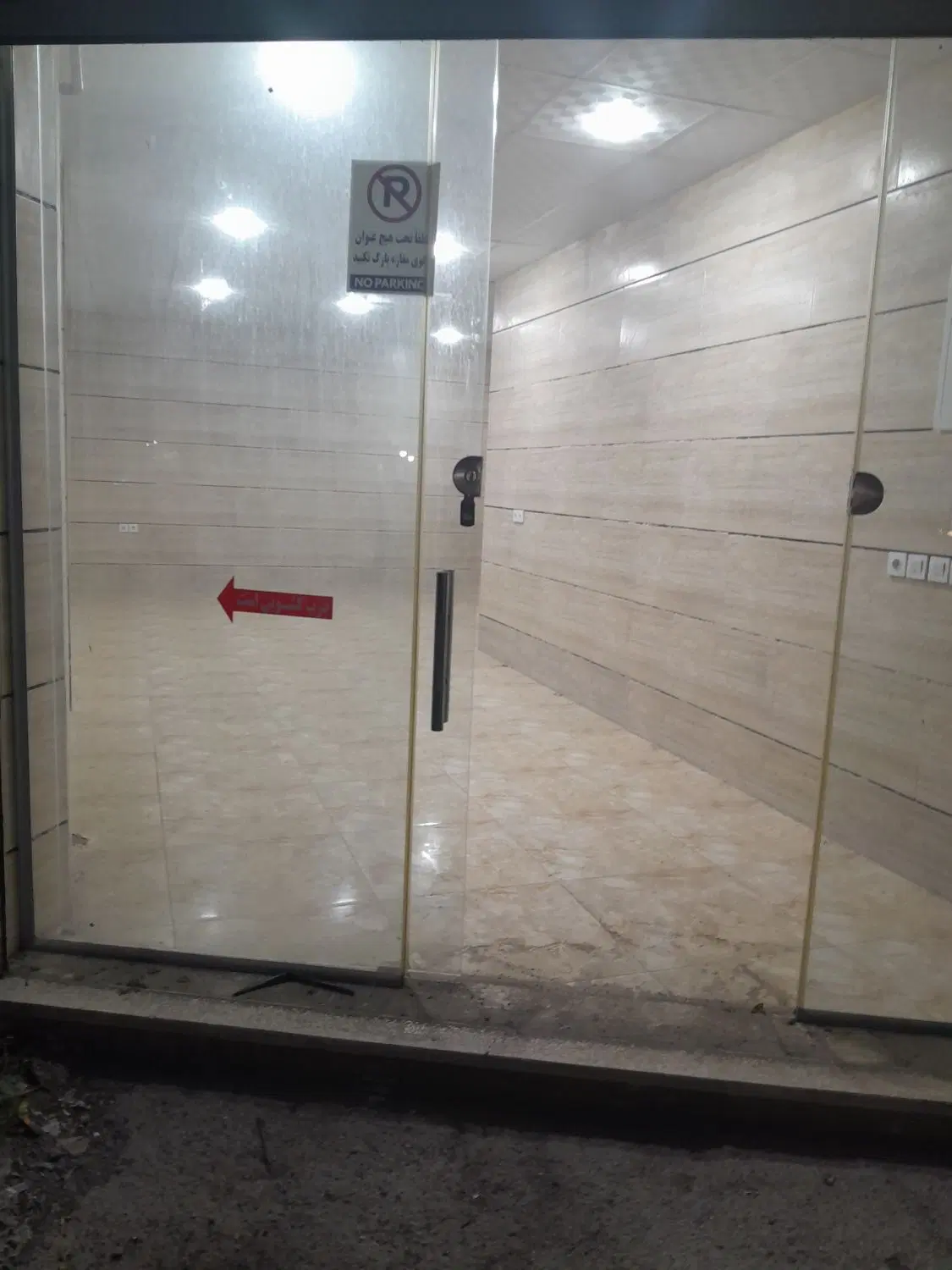 اجاره و فروش یک باب مغازه تجاری براصلی رزمندگان