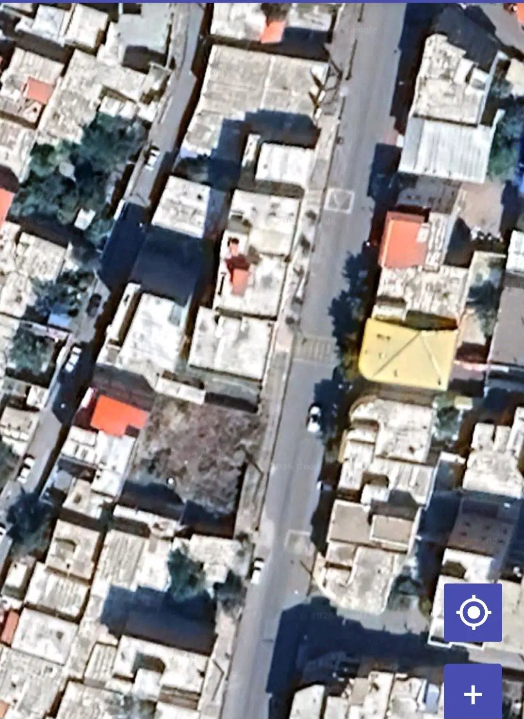 زمین دم خیابان 18 متری نواب