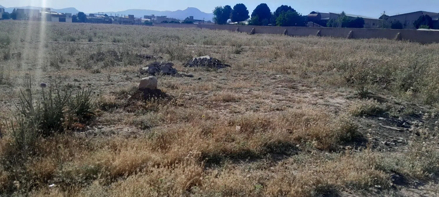 زمین مسکونی