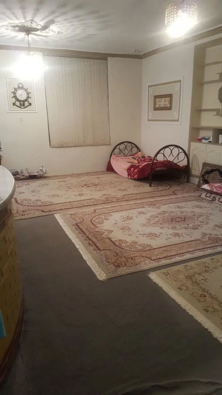 خانه دو طبقه بزرگ ناصری مصوری
