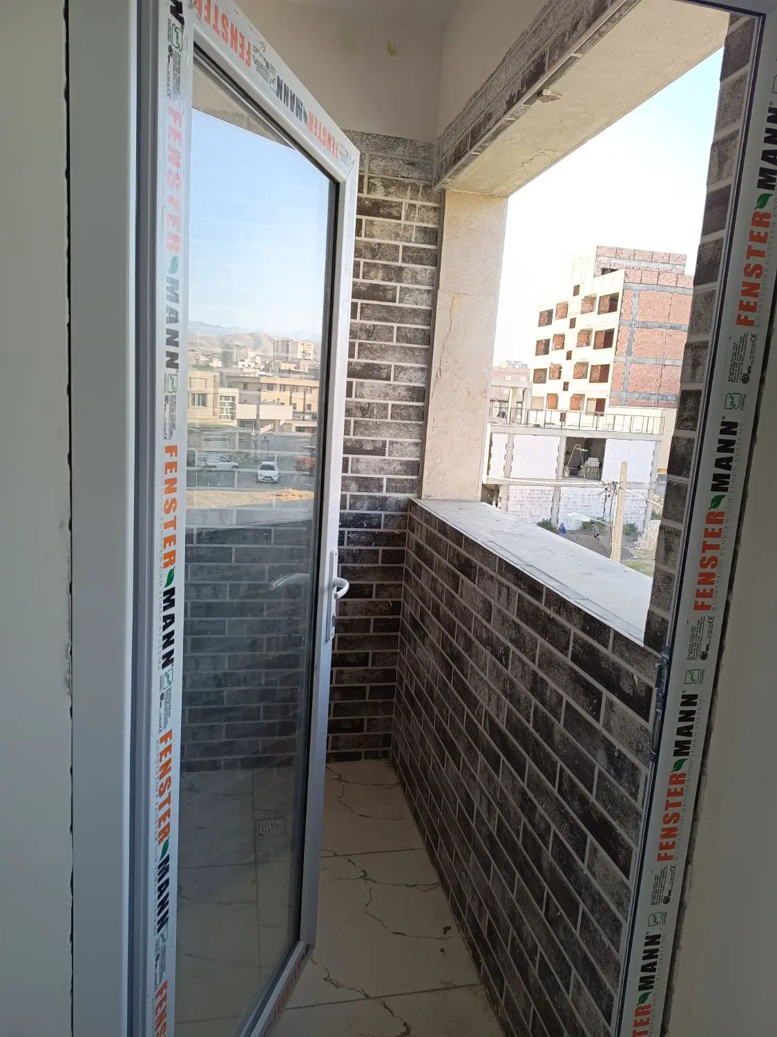 آپارتمان شبستر