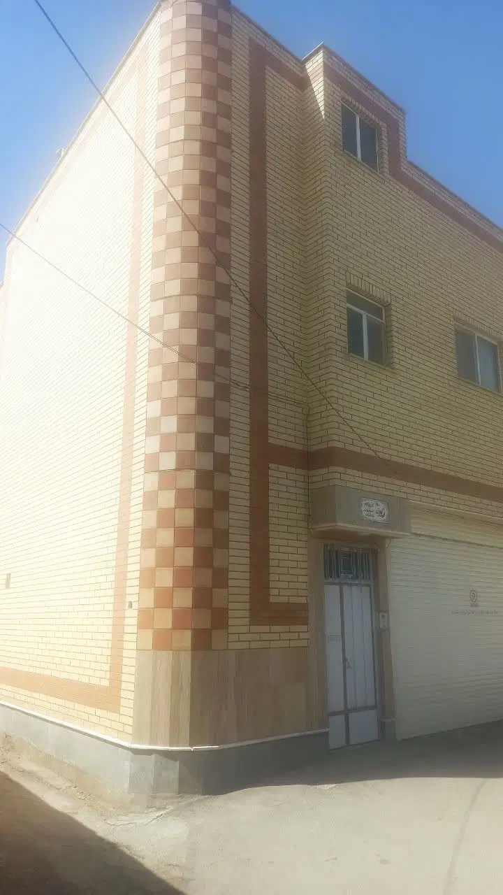 فروش همکف ۱۱۰متر.۸۸متر ساخت،۳۰متر حیاط اختصاصی