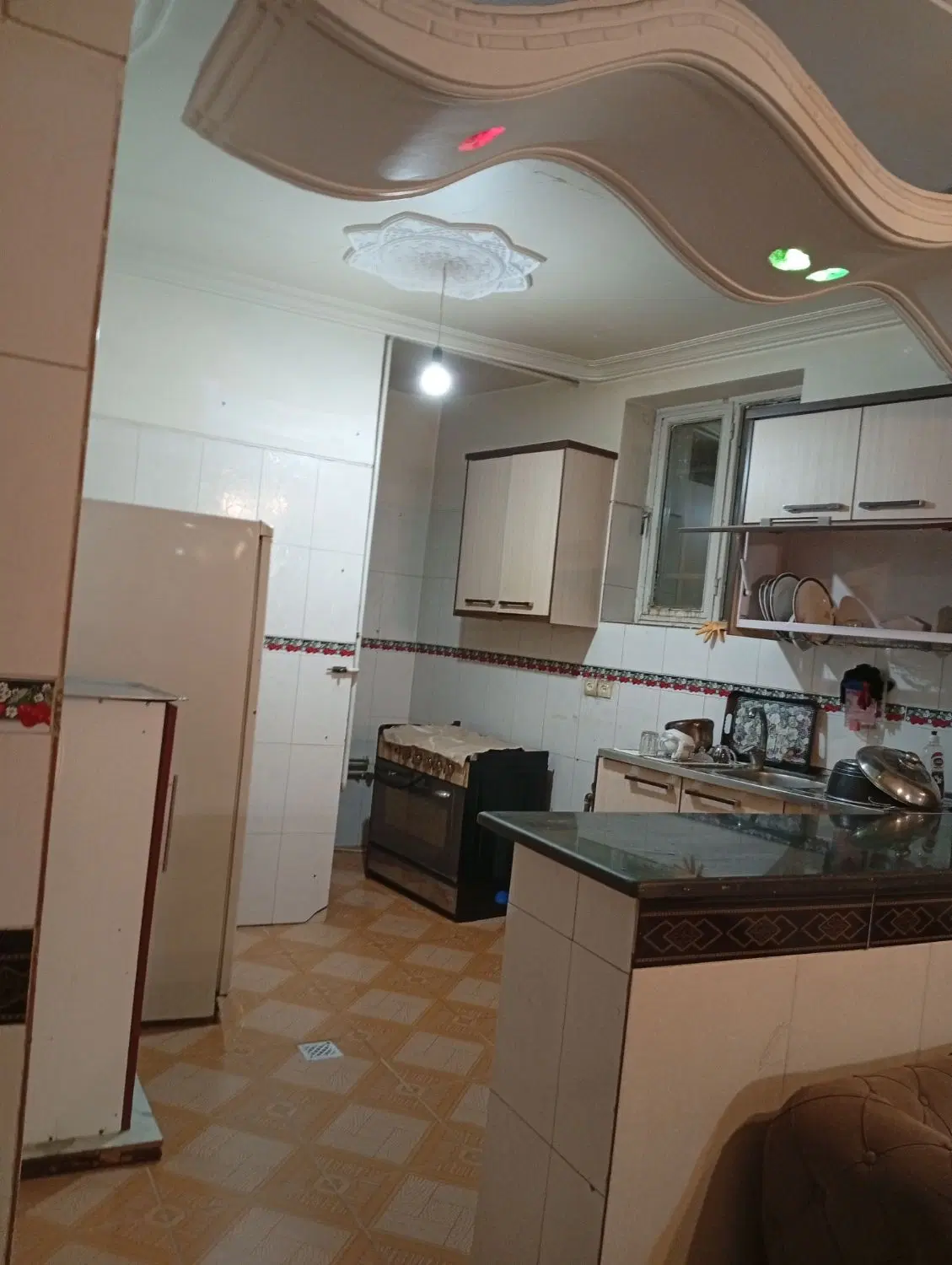 خانه حیاط دار راه جدا  شهرک بهشتی مزداگینه