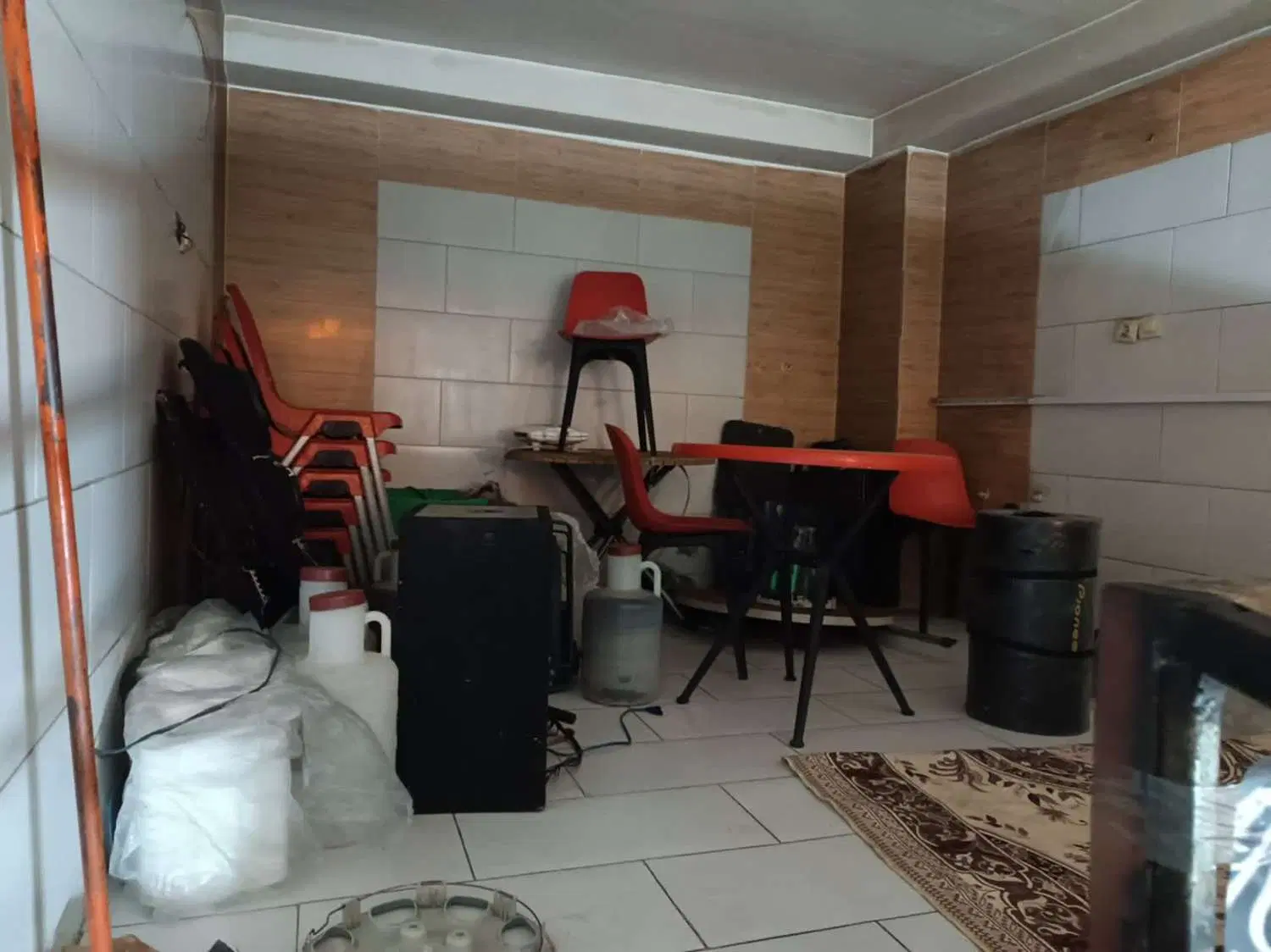 مغازه تجاری