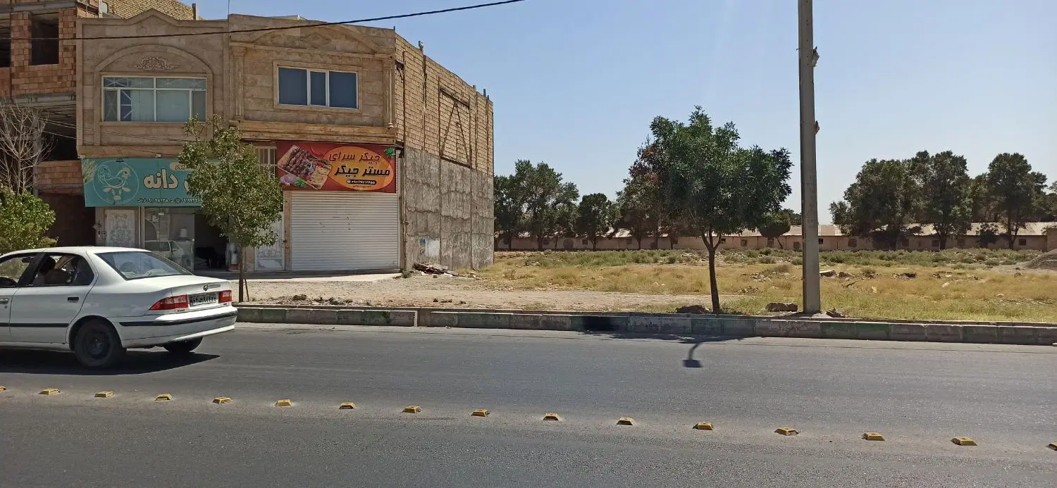 زمین تجاری فروشی واقع در نظرآباد بهر خیابان اصلی