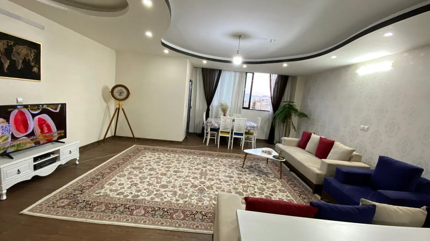 مخابرات ۱۰۵ متر روبه پارک