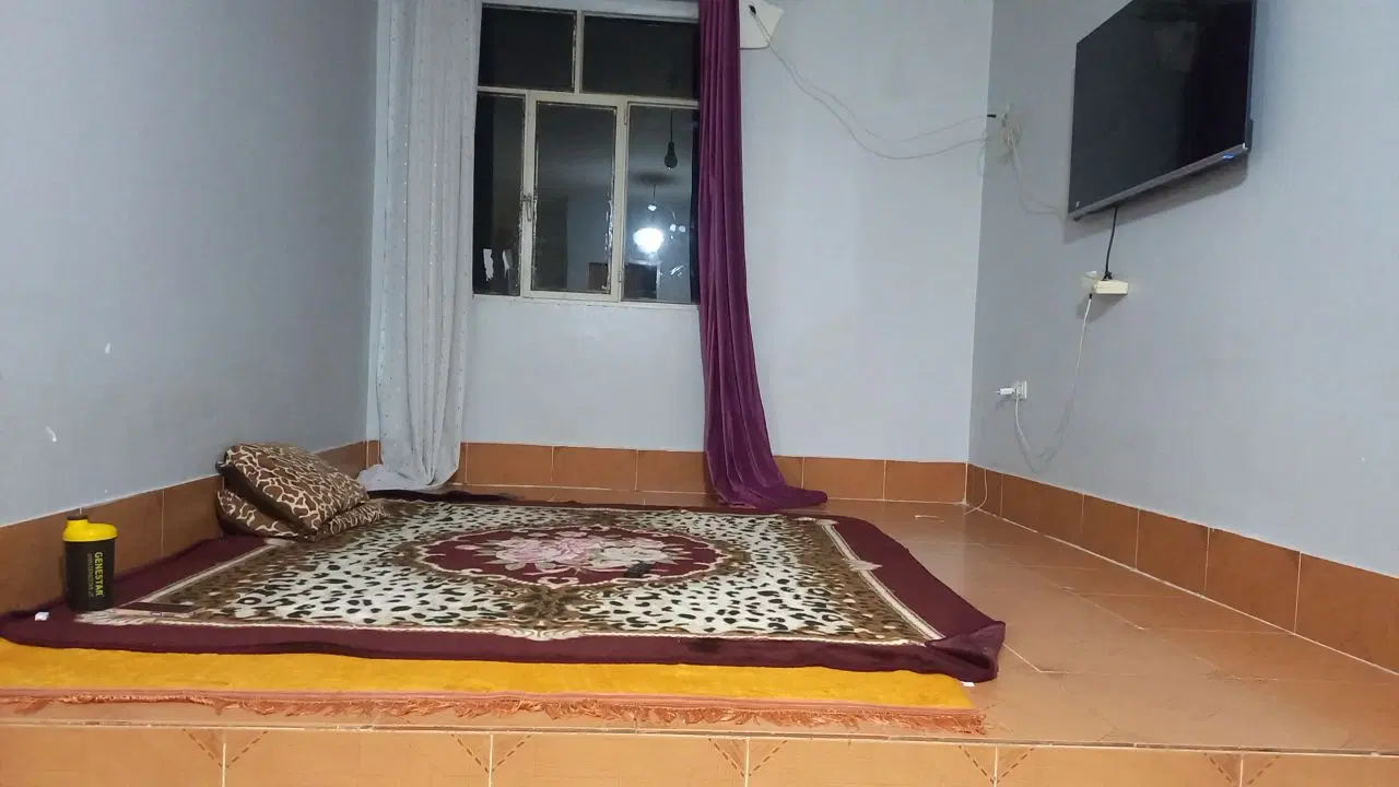 اجاره‌روبروی‌مسجد‌صاحب‌زمان
