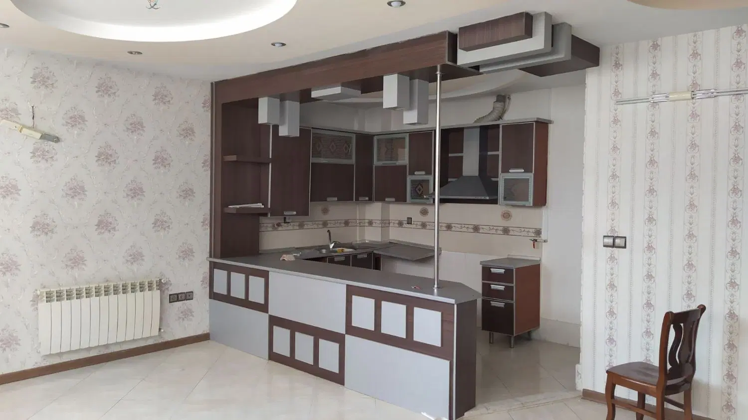 آپارتمان 85 متری دو خواب رهن و اجاره