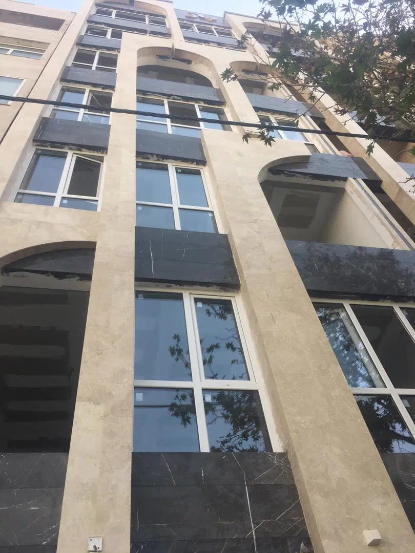 ویلایی دربست