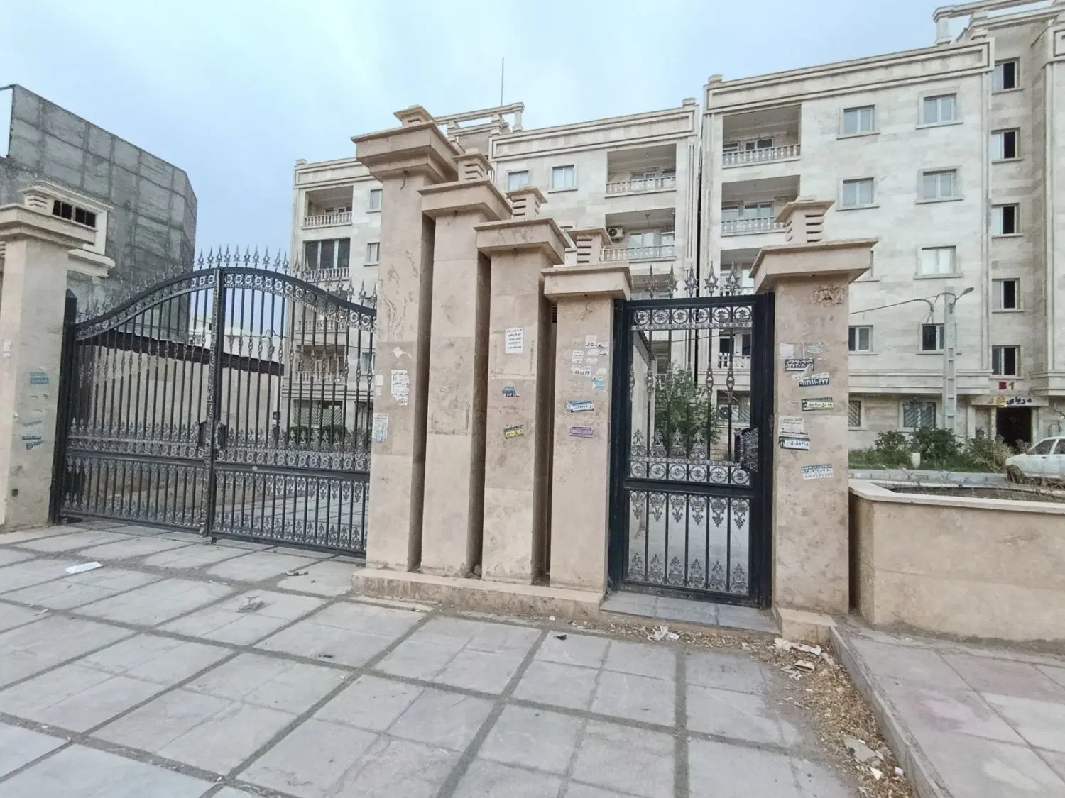 فروش واحد پروژه نما سنگی دریای نور