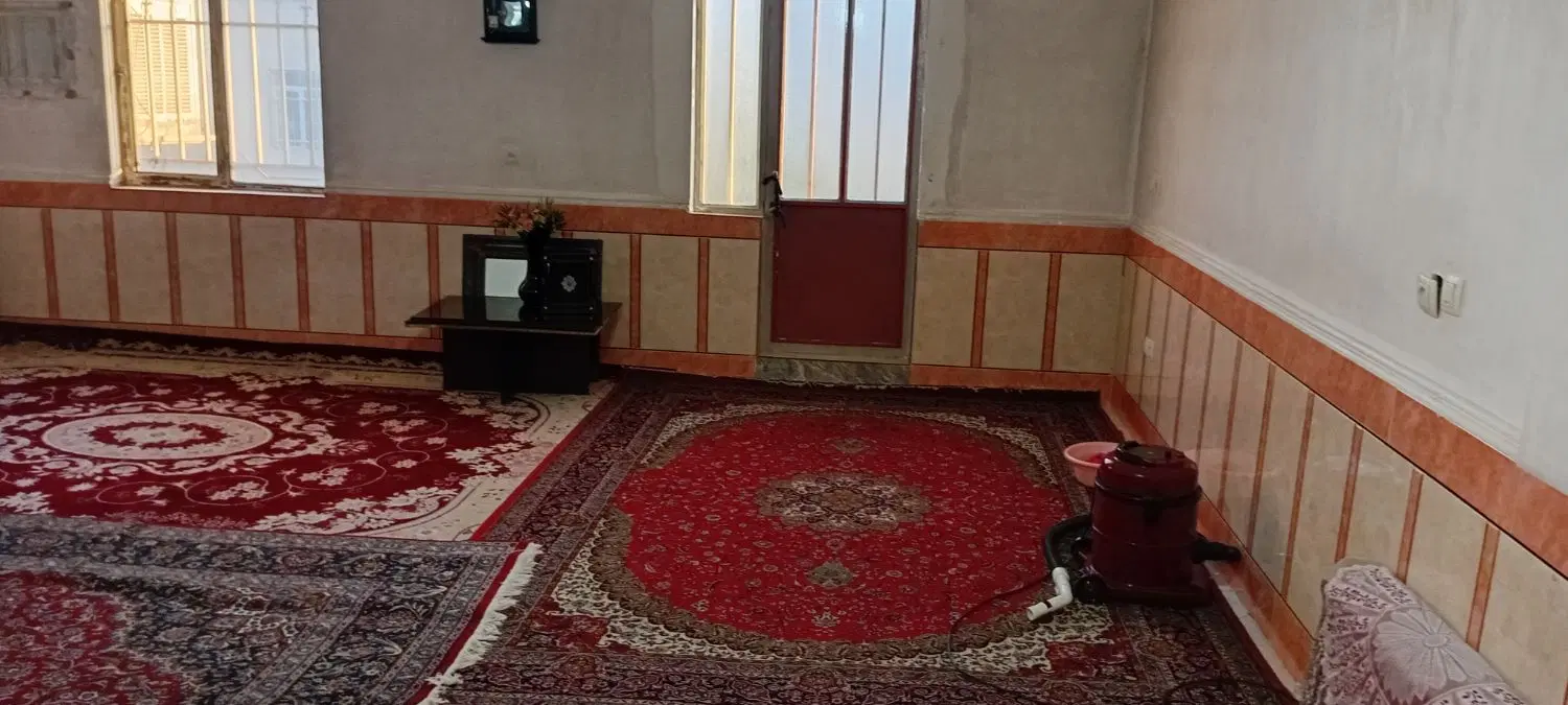 طبقه  اول
