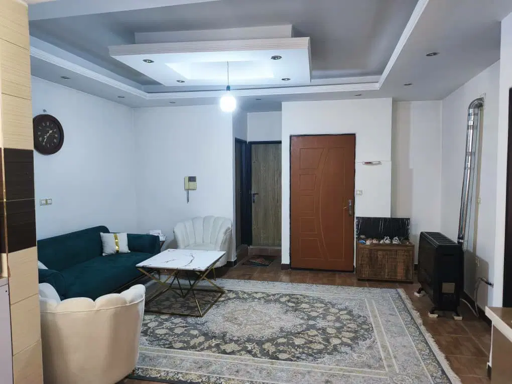 50 متری همکف جنیدی