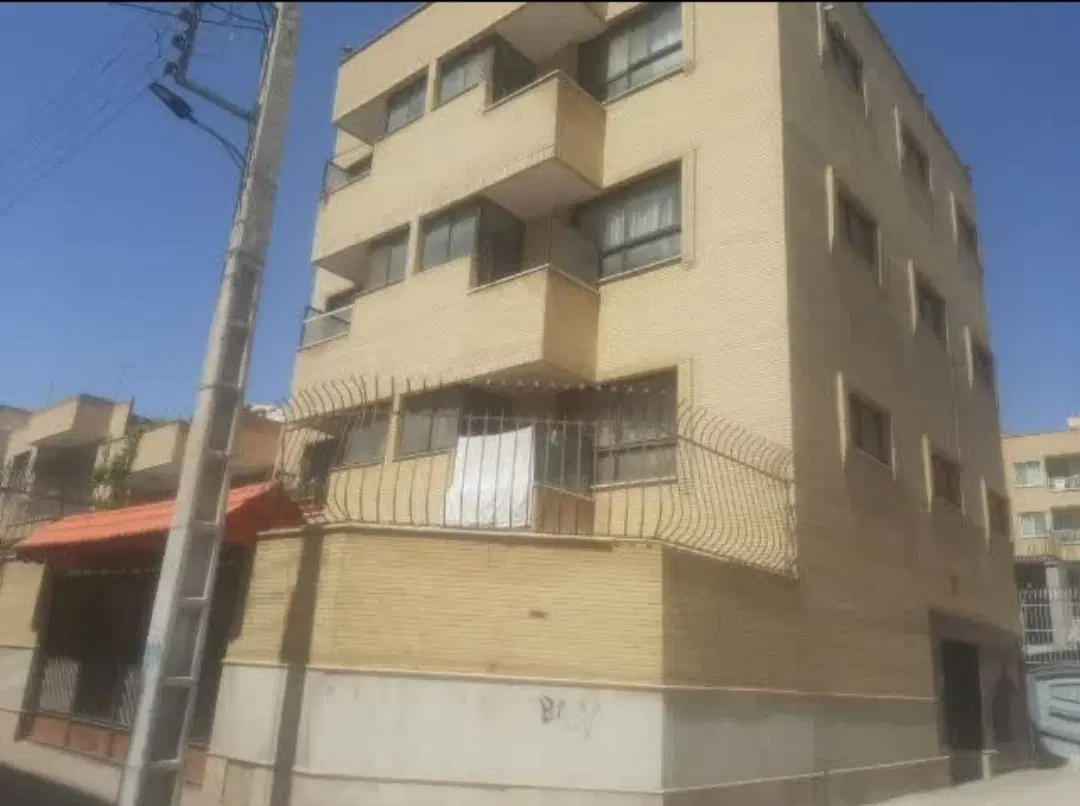 رهن دو خواب ۶ واحده در بزرگمهر، رکن الدوله