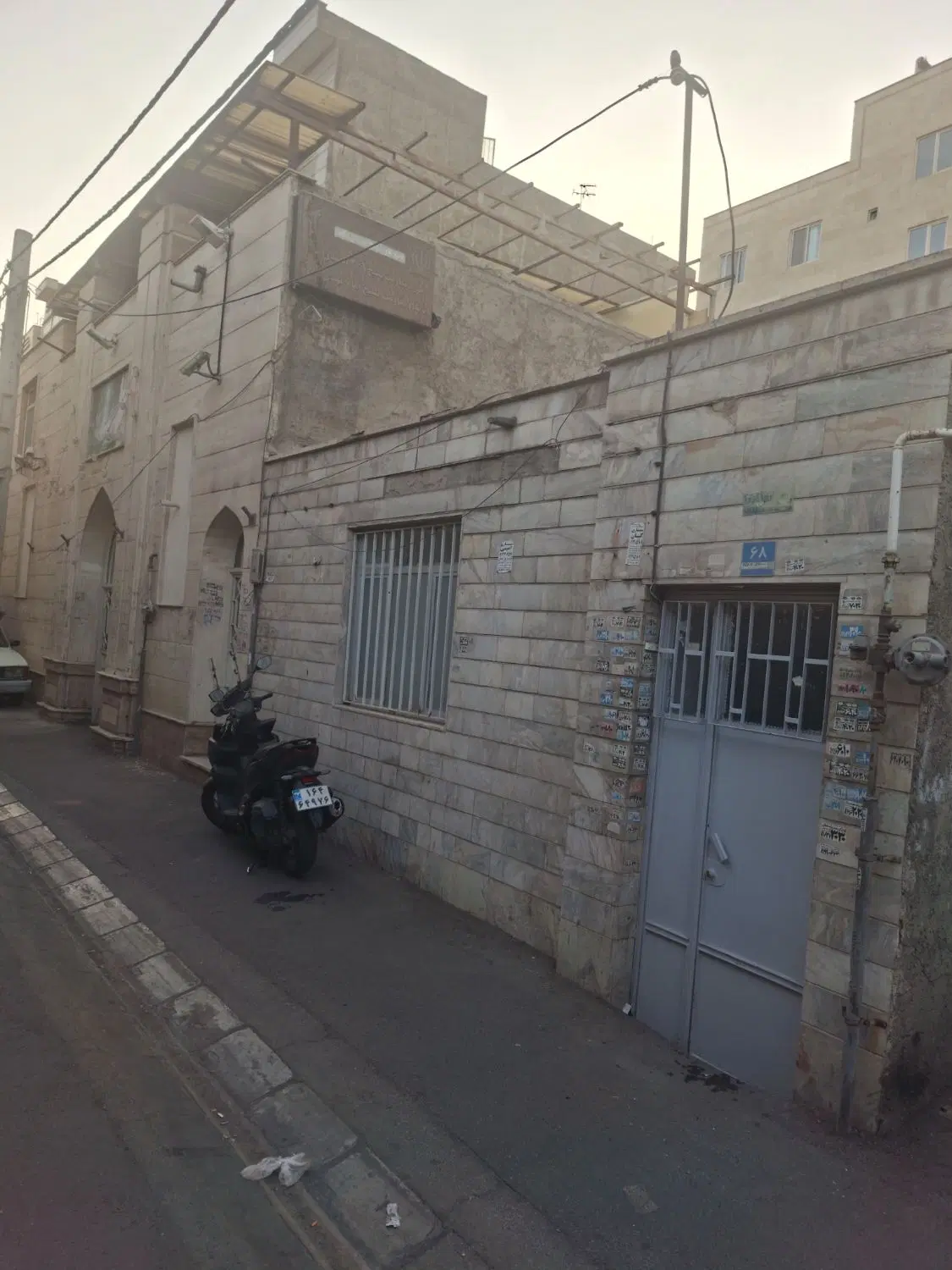 سجادشمالی ۱۳۷ متر بر ۶.۲۰ بادستور نقشه ۵طبقه