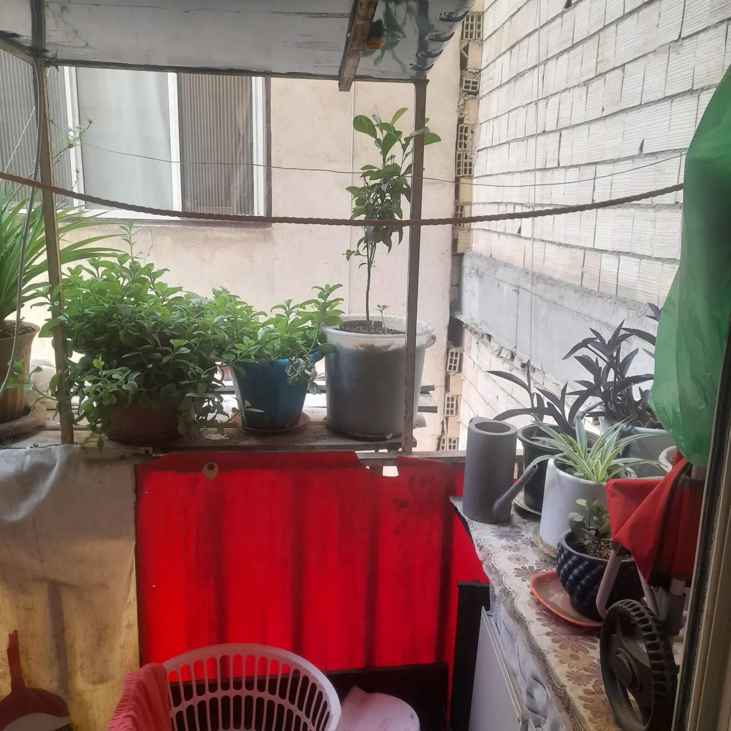 54متر طبقه دوم پارکینگ اختصاصی