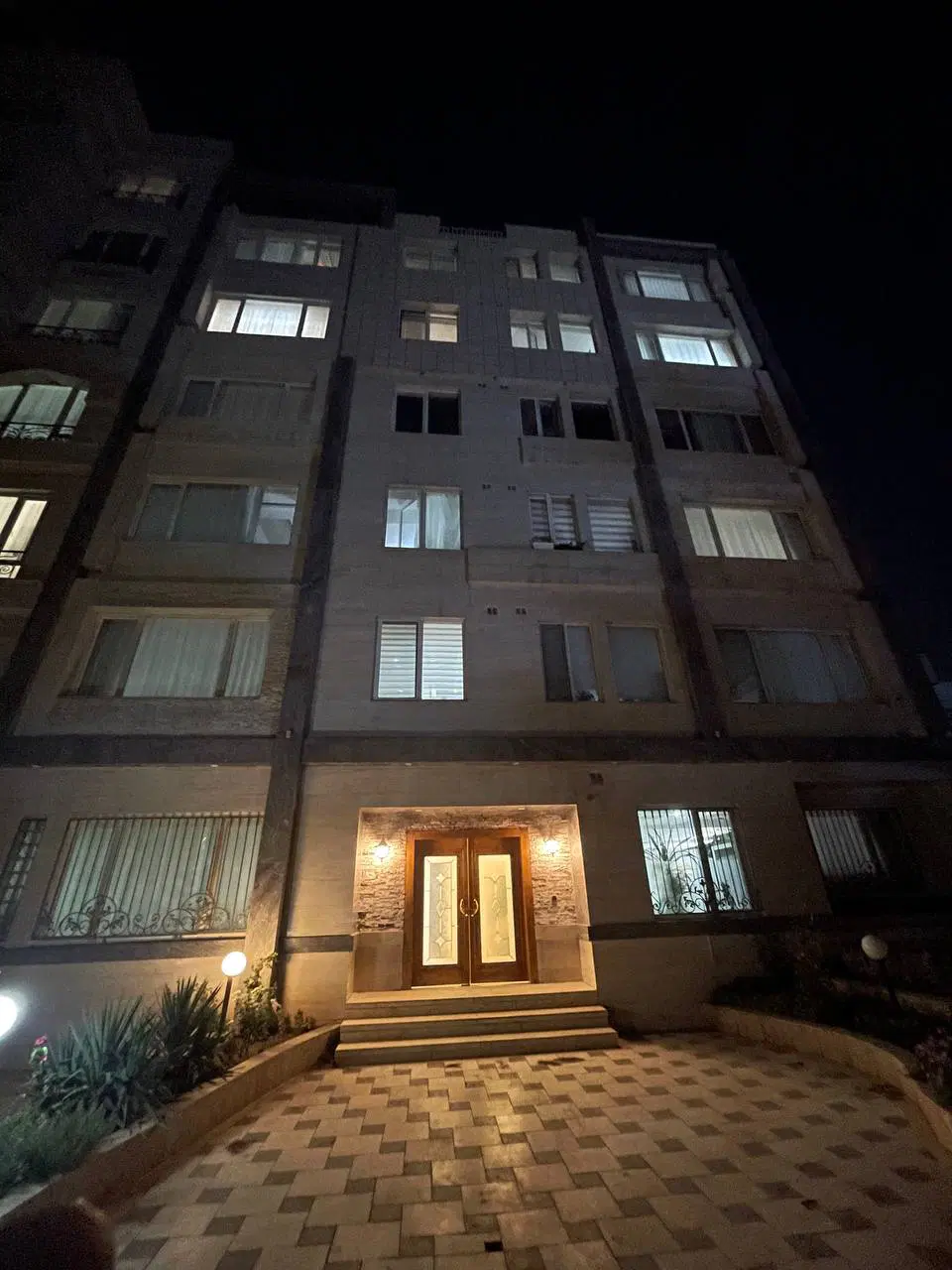 فروش اپارتمان دانشجو ۱۵۵ متر