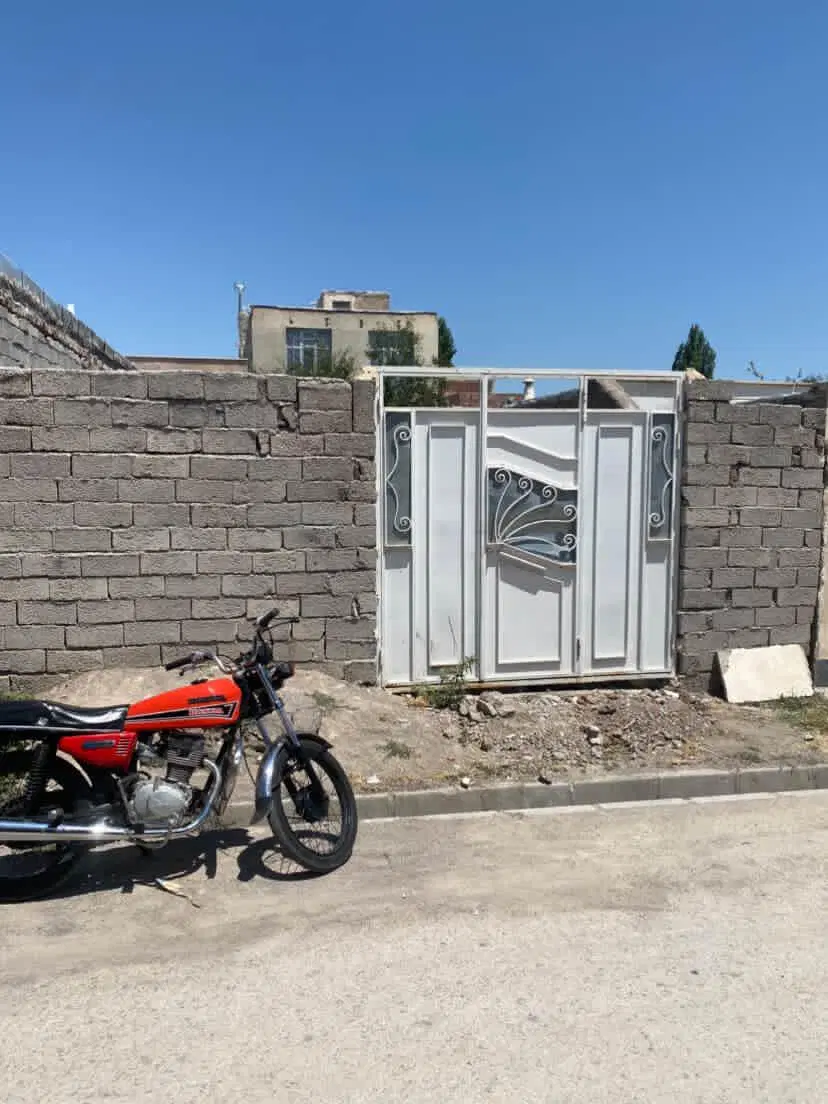 زمین در بهشت زهرا کوچه نوبخت۳