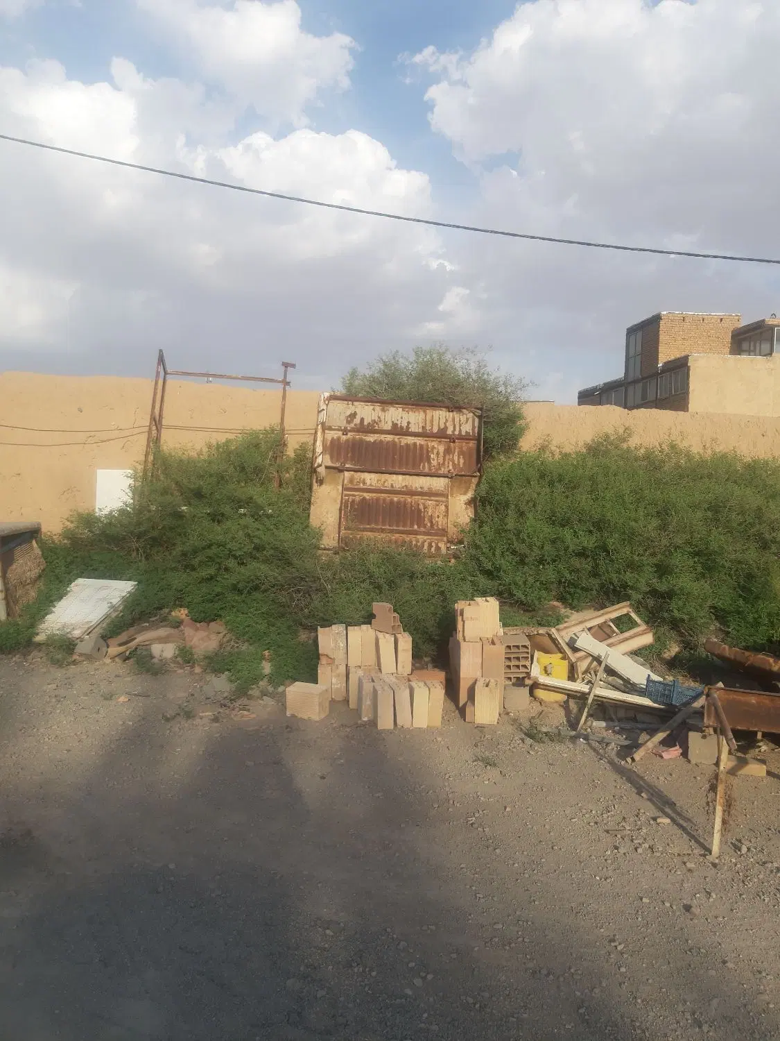 زمین مسکونی در شهرک نگارستان