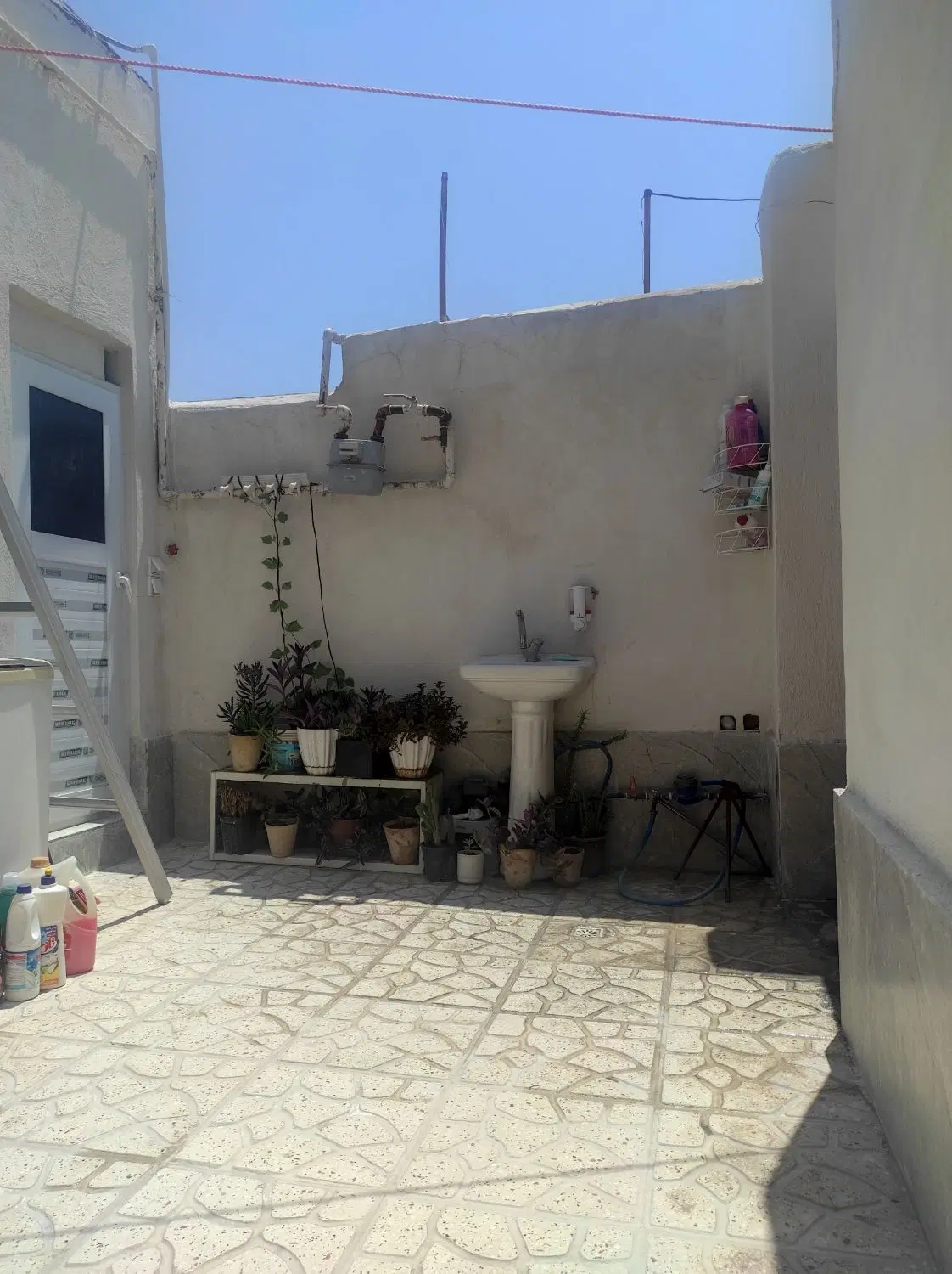 منزل ۶۰ متری ۲ خواب