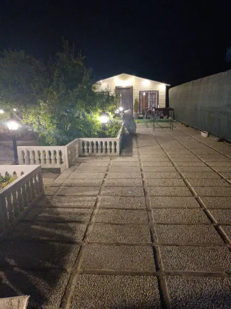 ۳۰۰ متر باغچه سند تک برگ