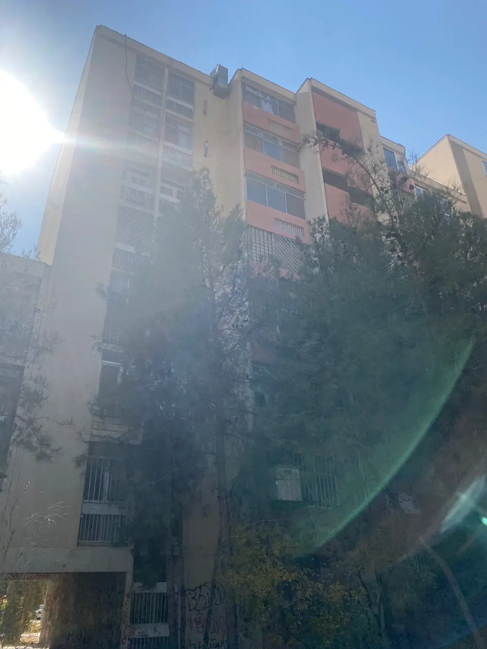 دو خواب فرانسوی _ بازسازی شده _ پارکینگ مسقف