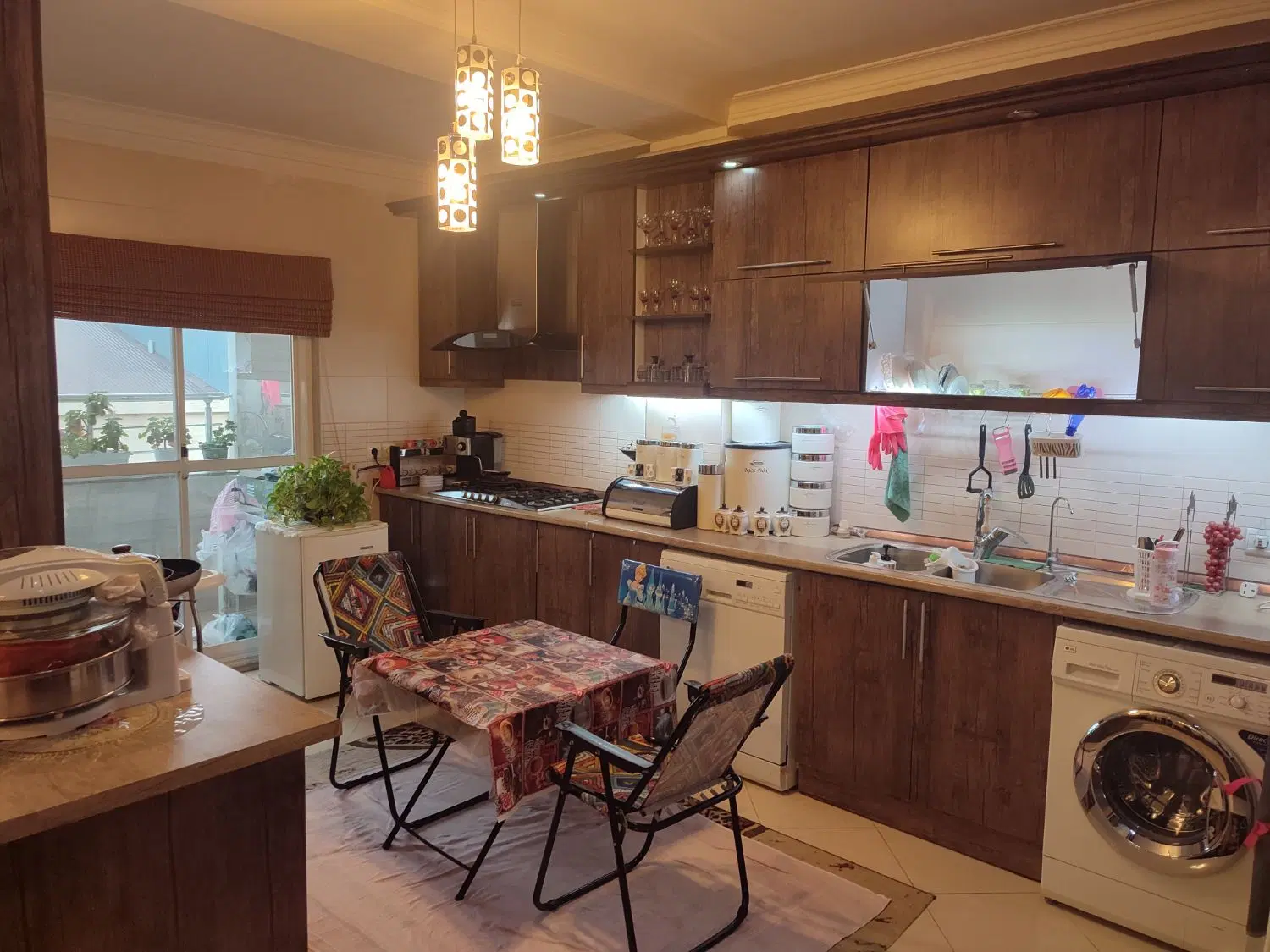 آپارتمان ۱۰۴ متری،پاسداران،کوچه سوم(عبدی پور)