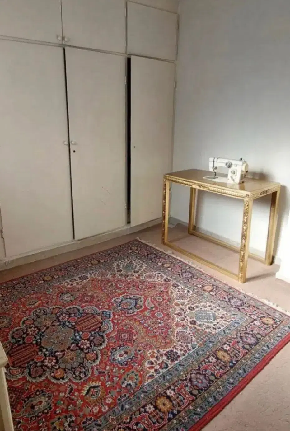 دو طبقه و نیم دربستی