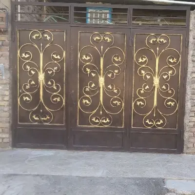 فروش فوری قیمت خیلی مناسب ویلایی شهرک اموزگار