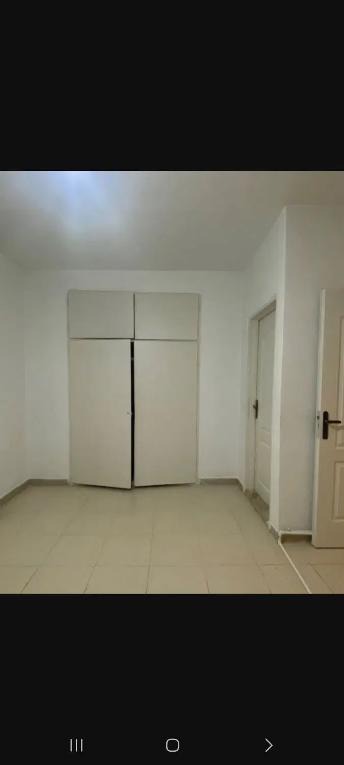 آپارتمان ۸۰ متری شهرک ابریشم