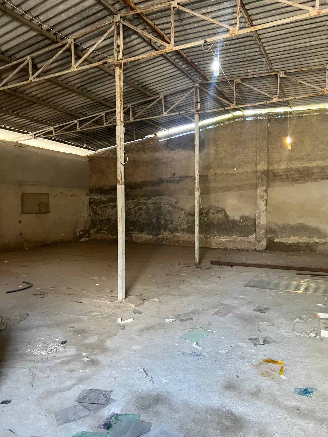 سوله با ارتفاع ۴ متری جهت اجاره