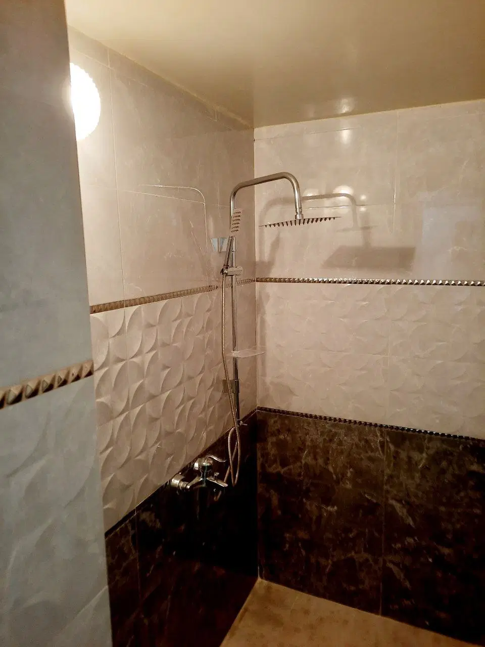 تک واحدی نما سنگ مشاعات سنگ