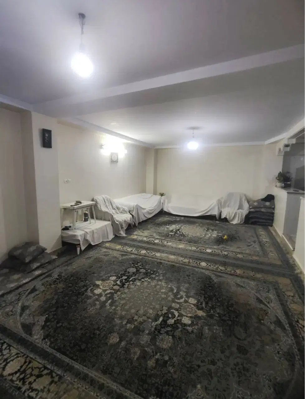 ۷۶ متر ، پارکینگ سندی ، تکواحدی