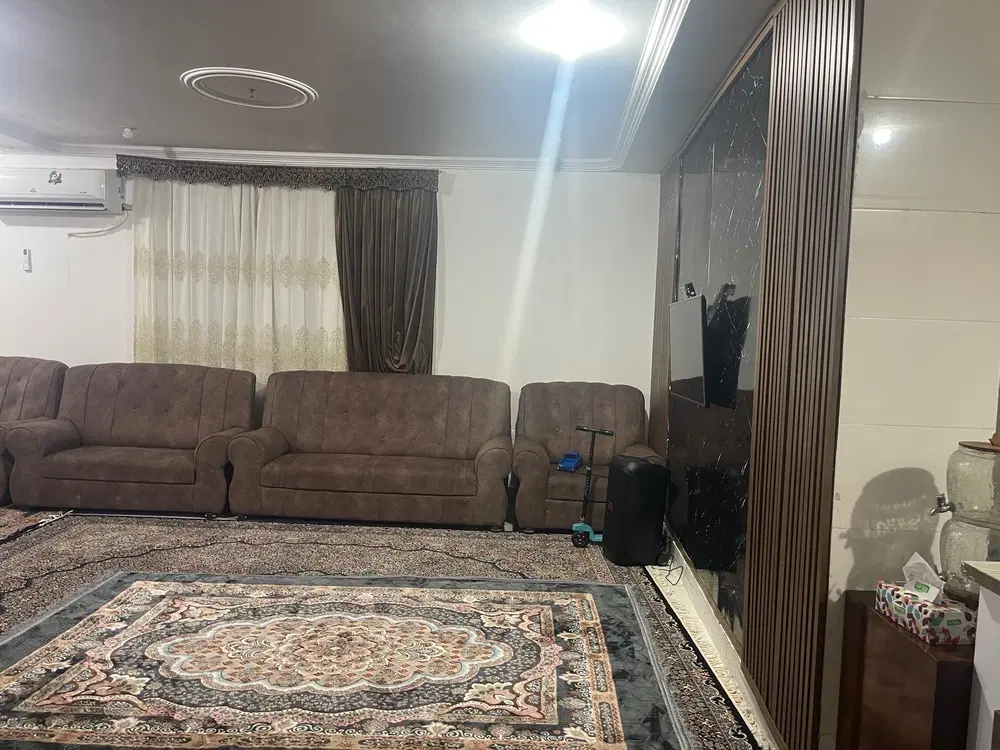 فروش  ومعاوضه ی ویلایی دوطبقه خیابان سمیه