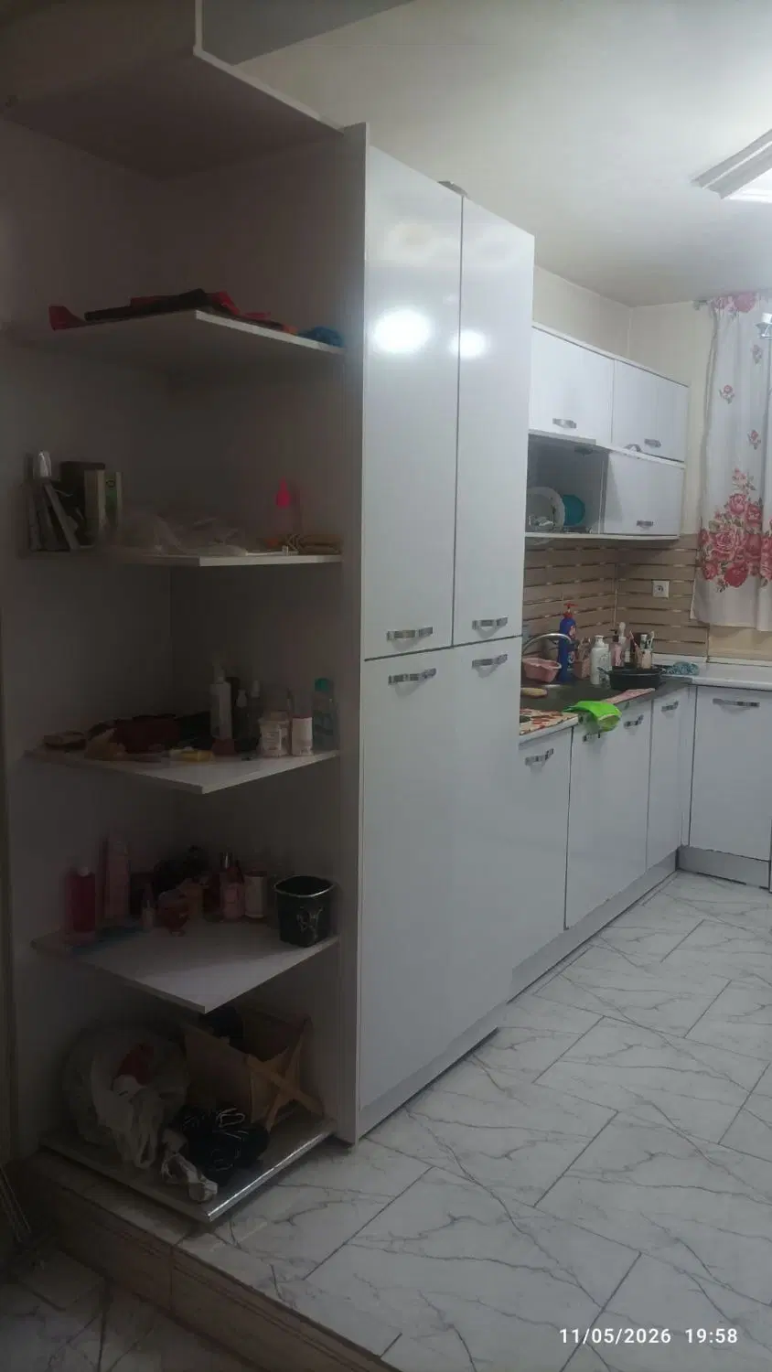 ۷۰ متر طبقه ی همکف