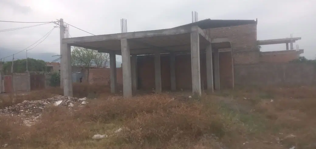 زمین خیابان پاسگاه