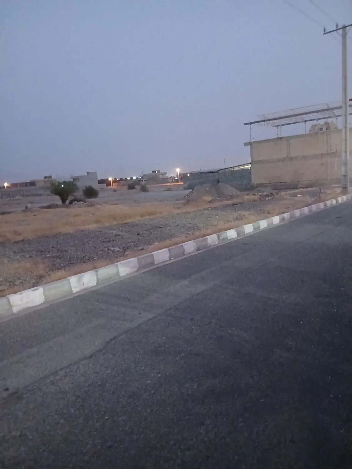زمین تجاری بلوار خامنه ای رودان