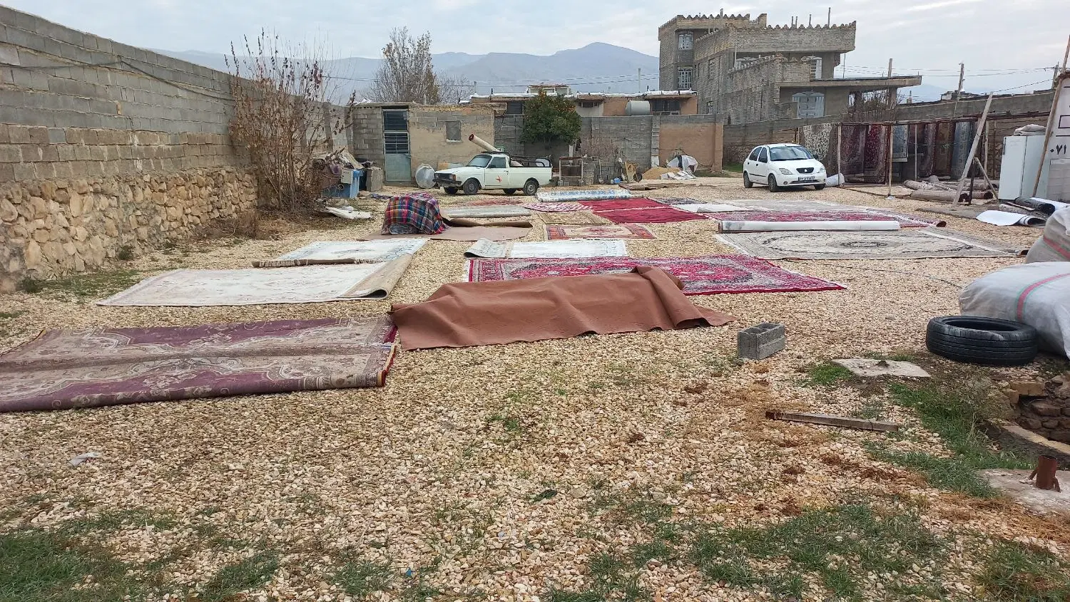 زمین کارگاهی ۱۰۰۰ متر