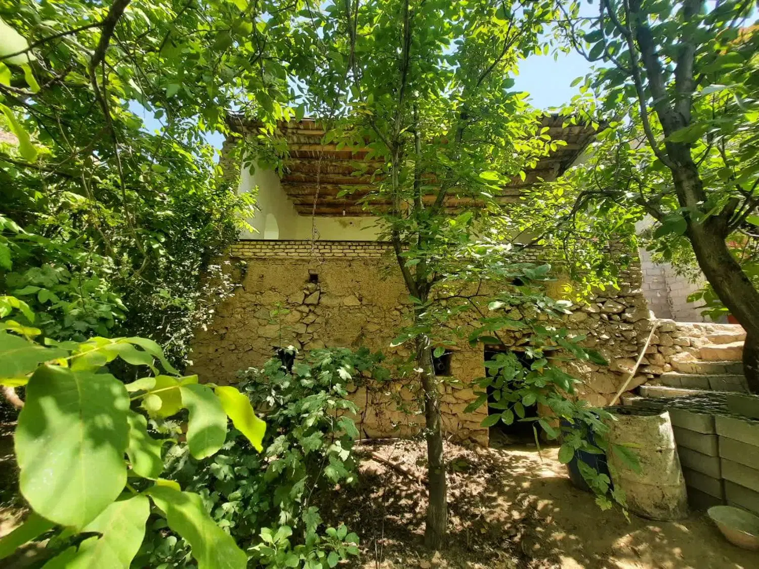 خانه باغ سنتی