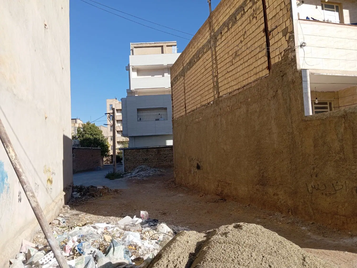 فرپش زمین مسکونی