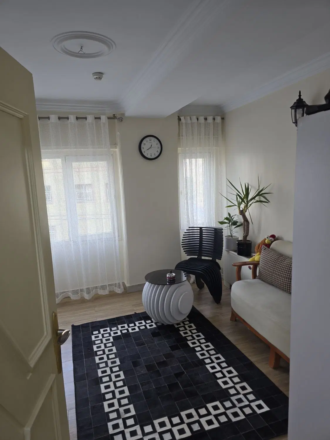 میدان ساحل دریاچه ۲ خوابه