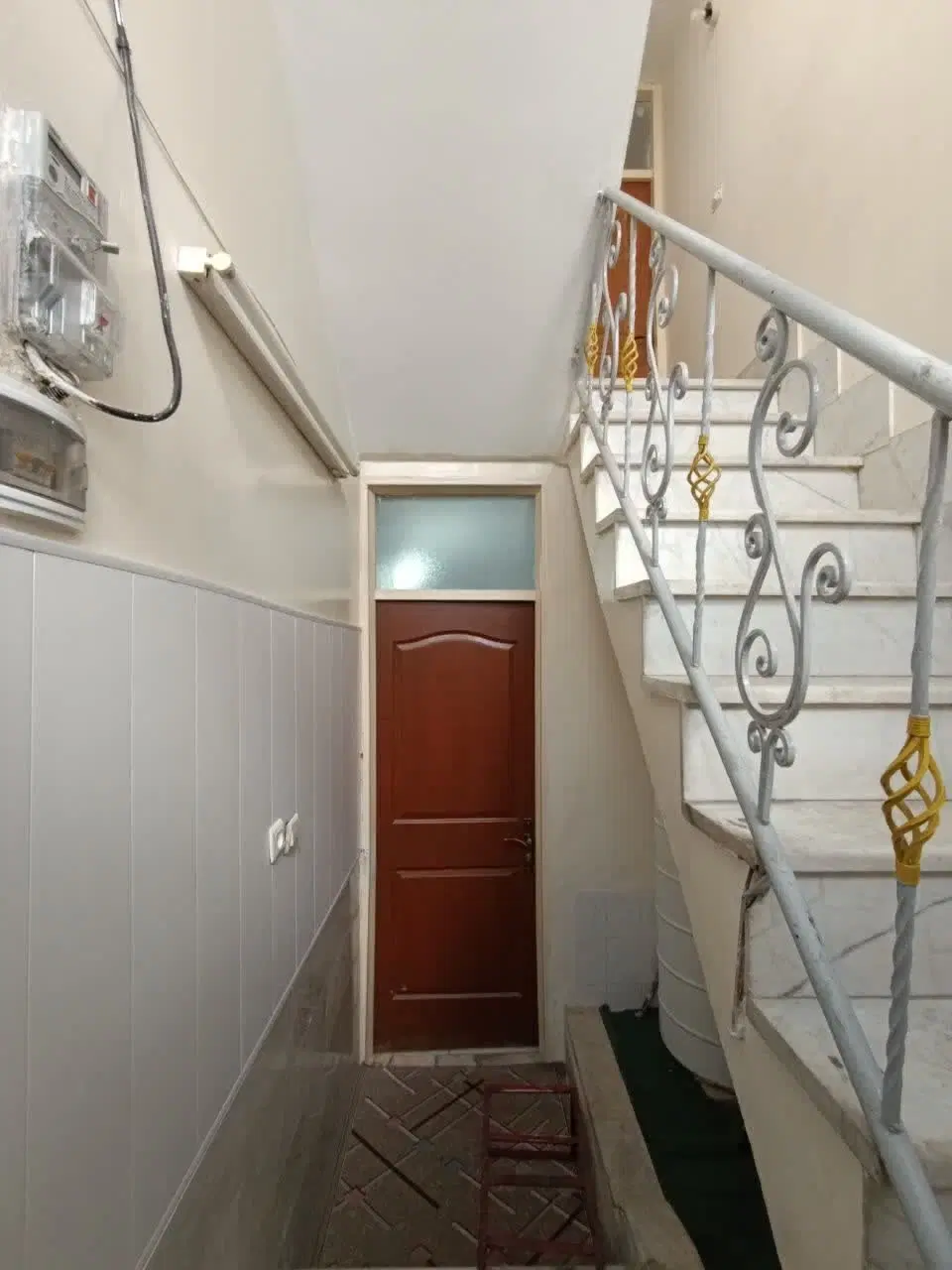 منزل مسکونی طبقه همکف خیابان مولوی