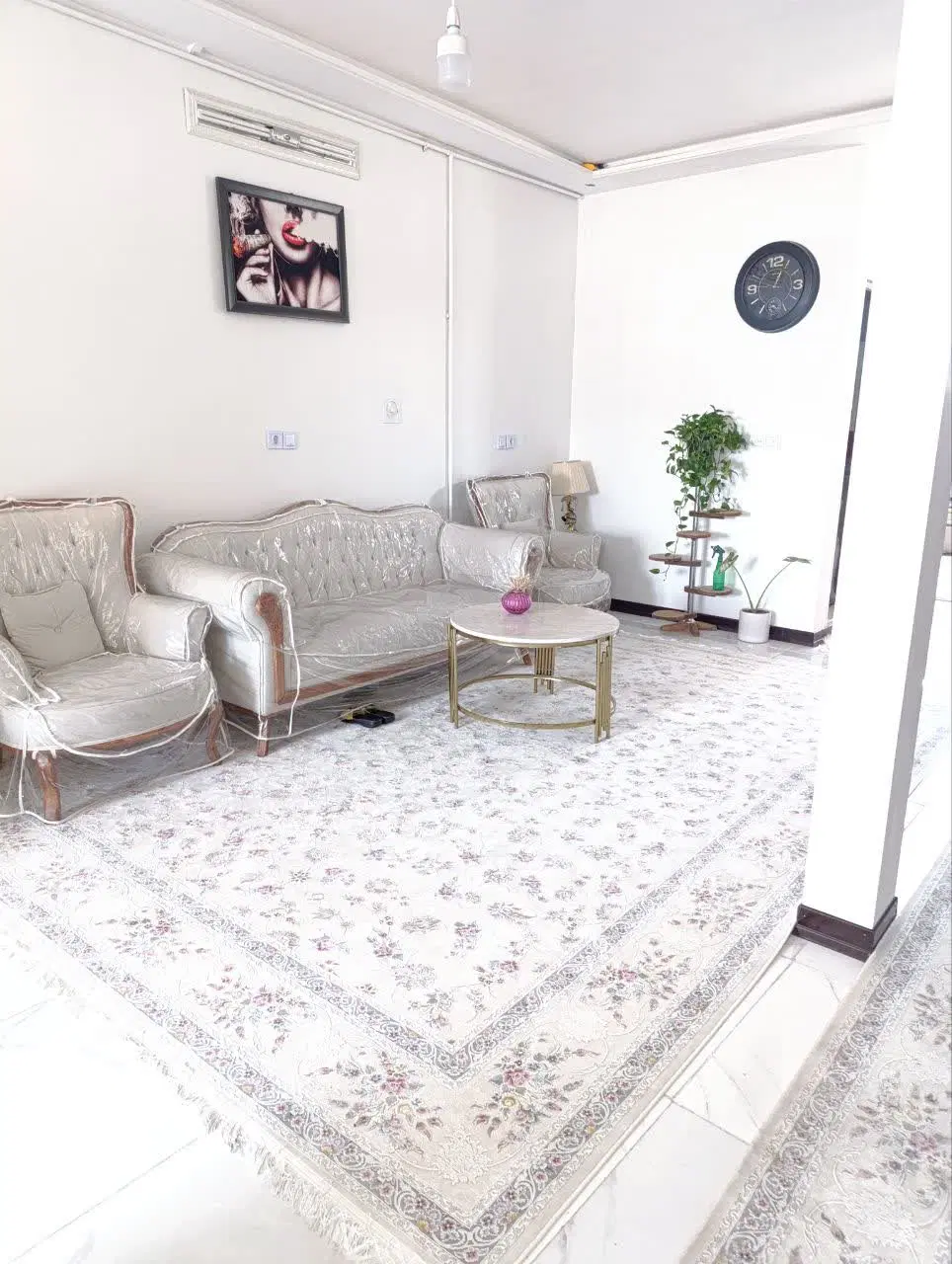 خانه اجاره ای نود متری