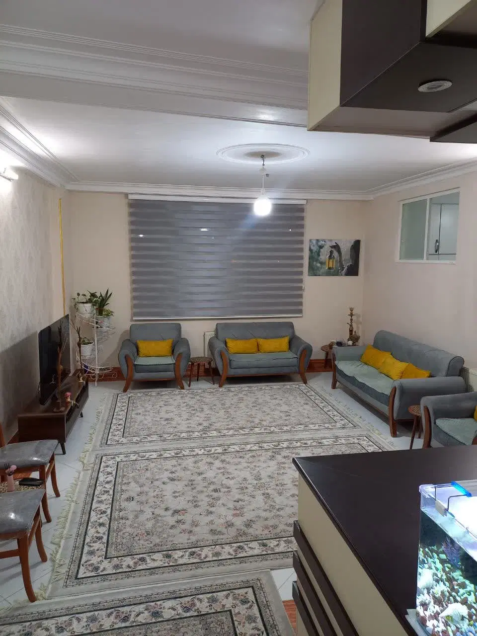 واحد آپارتمان ۹۵ متری پردیسان تمیز