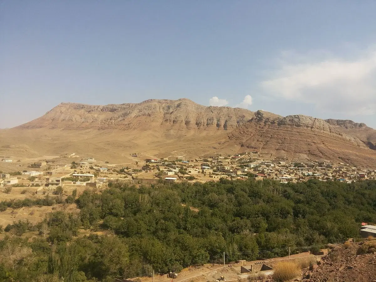 زمین ۲۵۵ متری دو نبش
