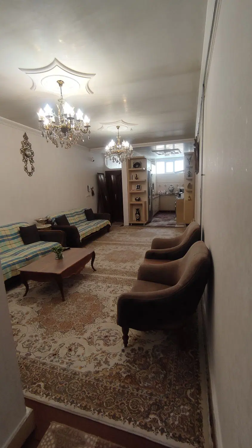 خانه حیاط دار نقلی