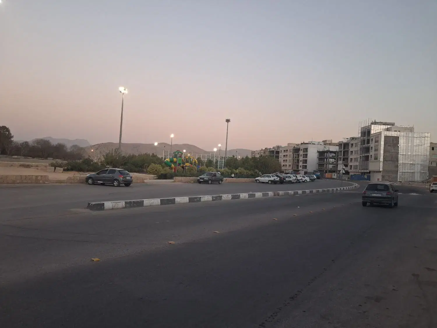 مغازه ۲۳ متری