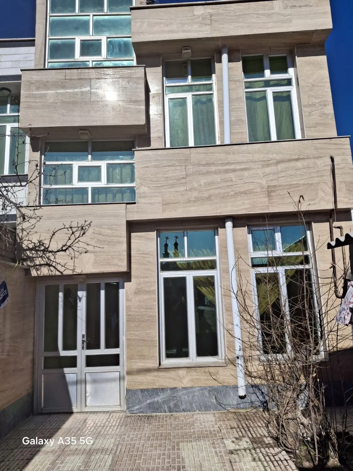 خانه ویلایی دوطبقه