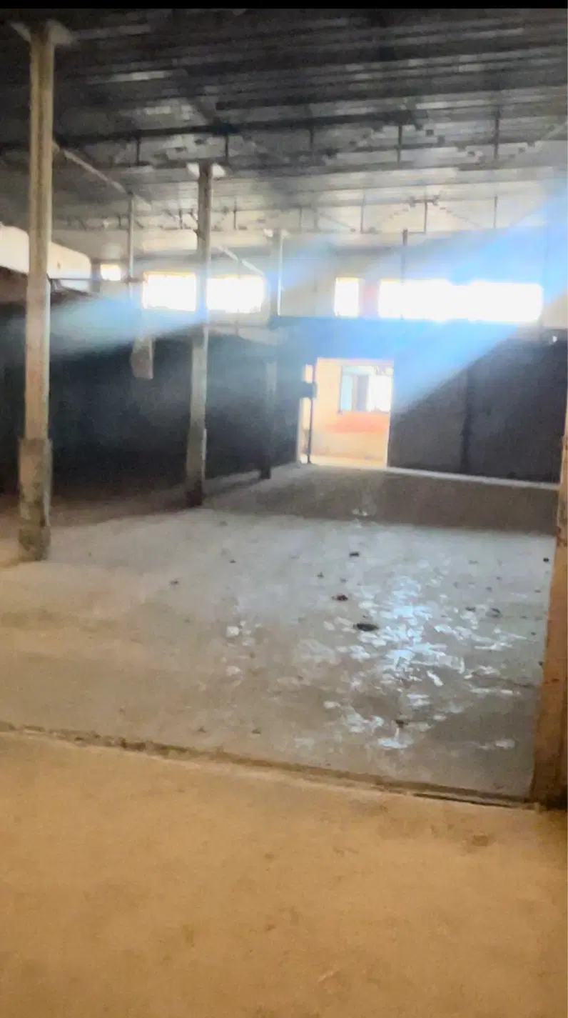 ۱۱۰۰ متر سالن مستقل ازادگان فیروز بهرام