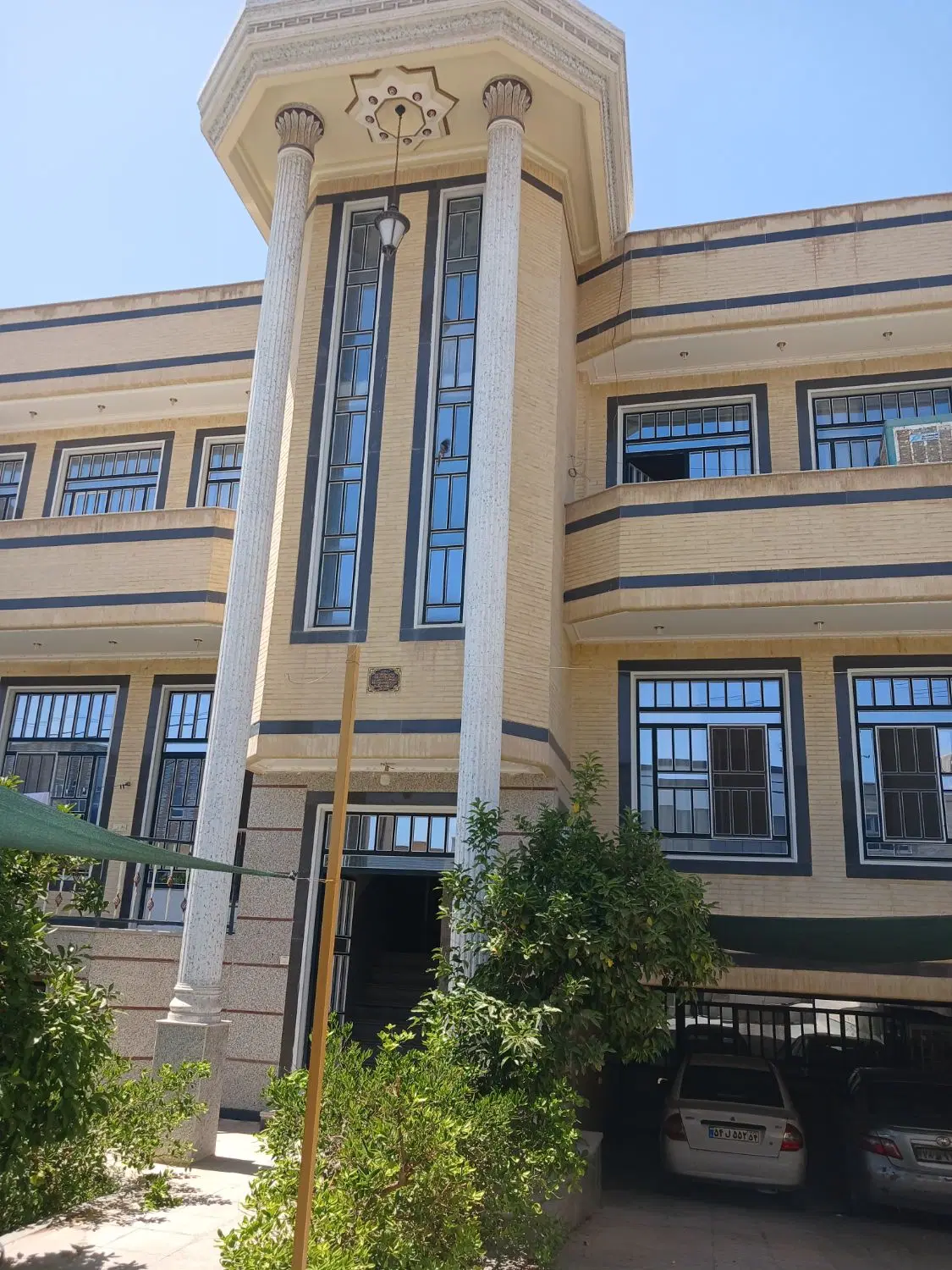 فروش ساختمان پزشکان