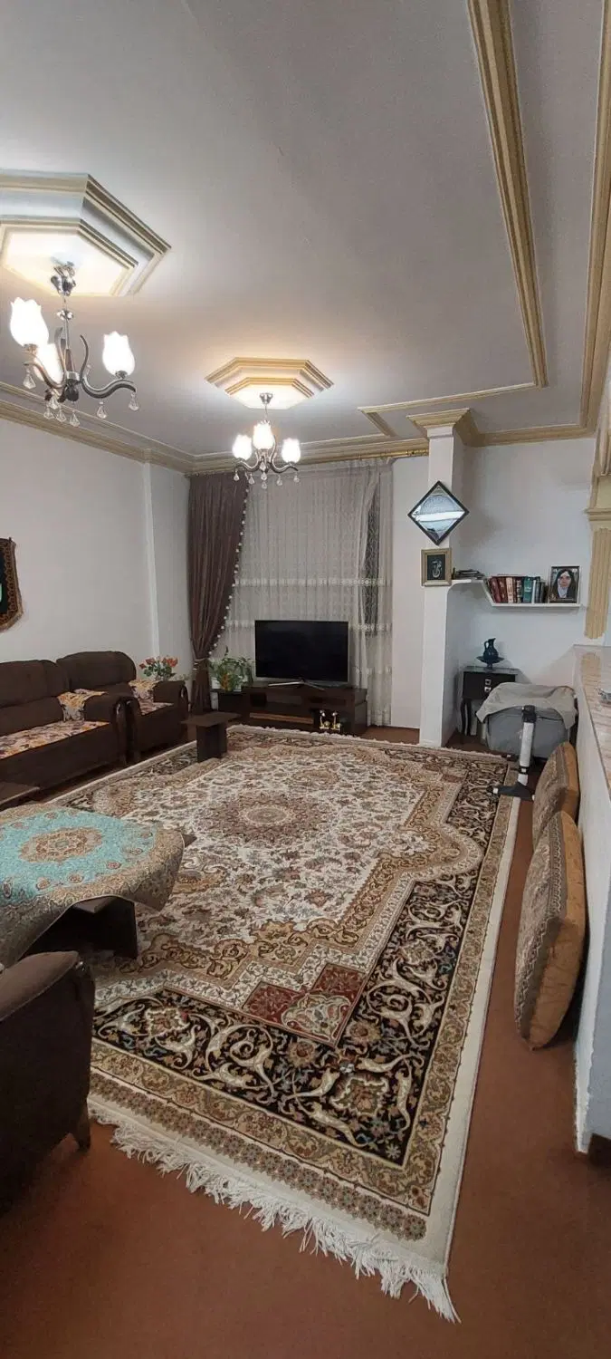آپارتمان دو خواب پشت بازار ملل